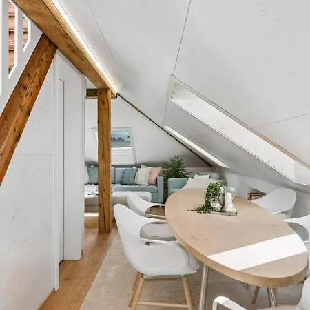 Waterfront Penthouse Ac Rooftop Free Parking * Zurigo