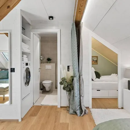 Waterfront Penthouse Ac Rooftop Free Parking *